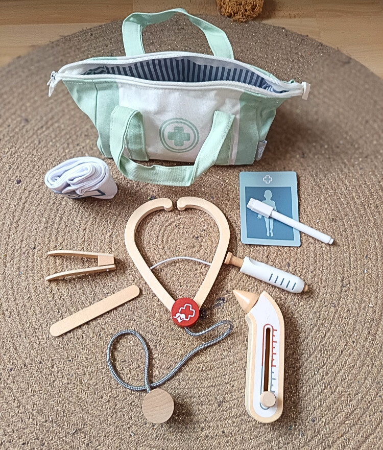 Mallette Docteur en bois Vert Sauge