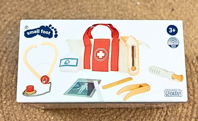 Mallette en bois Docteur Rouge – Image 2